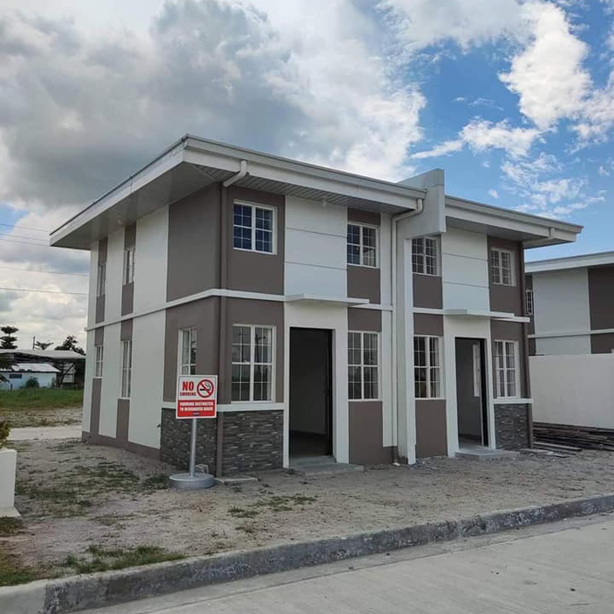 2Bedroom House and Lot for sale in Concepcion Tarlac [House and Lot 🏘️
