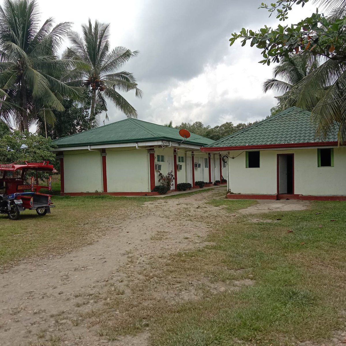 Beach resort for sale [Beach Property 🏖️] (May 2024) in Carigara, Leyte