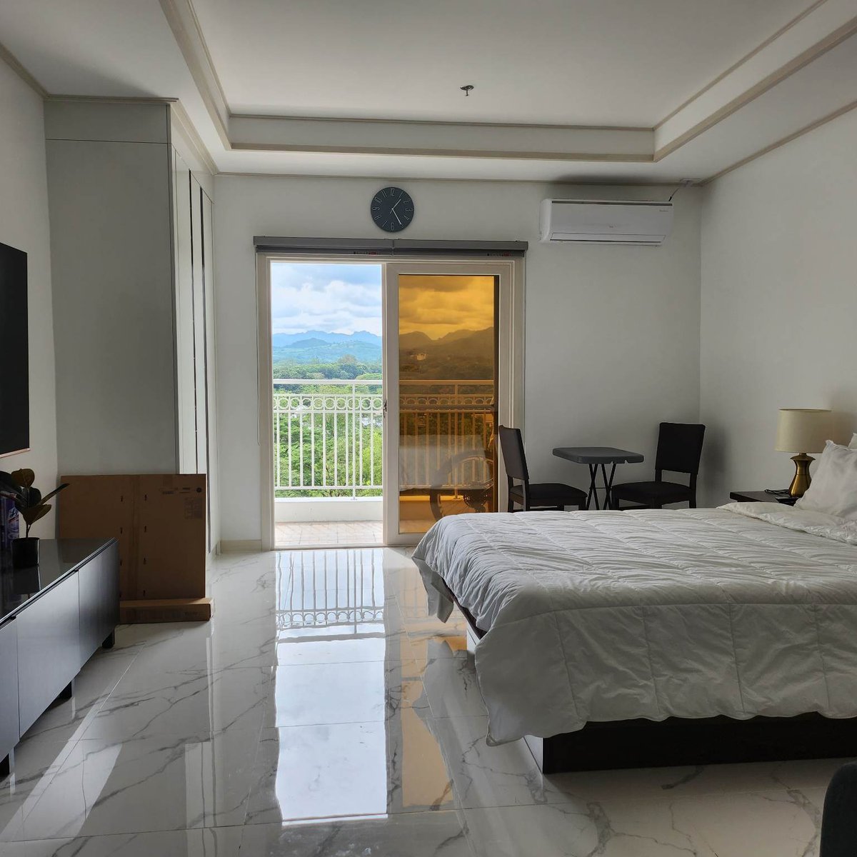 Studio Unit for Sale in Clark Pampanga Mountain view FURNISHED [Condo 🏙
