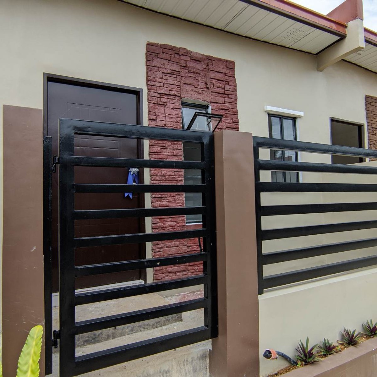 1bedroom Rowhouse For Sale in Ozamiz Misamis Occidental Reserve now