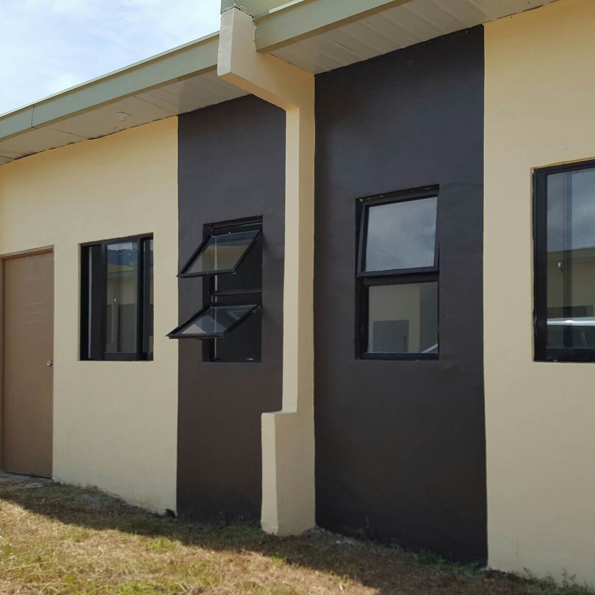 Bria homes elena rowhouse [House and Lot 🏘️] (May 2023) in Digos, Davao