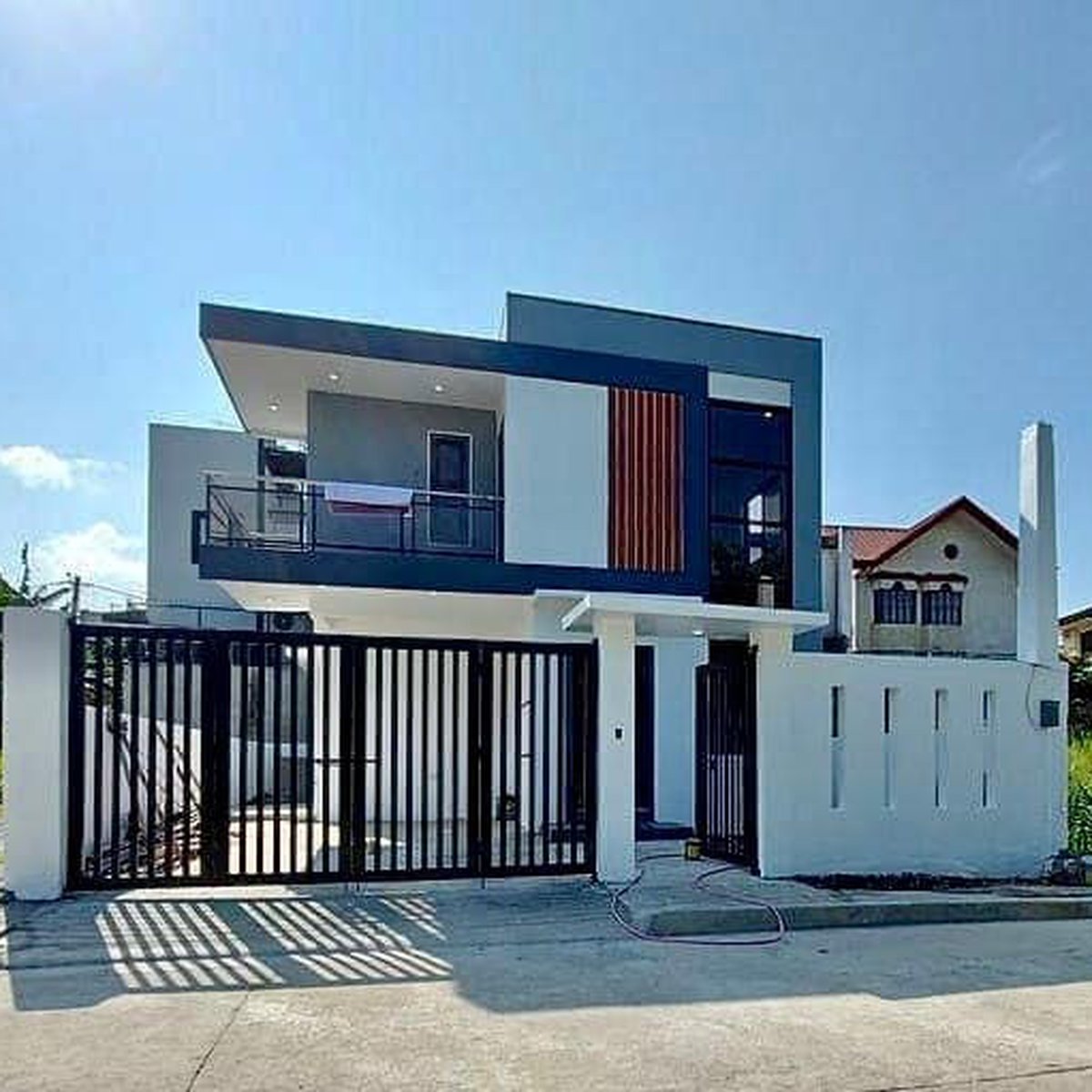 4-bedroom Single Detached House For Sale in Taytay Rizal
