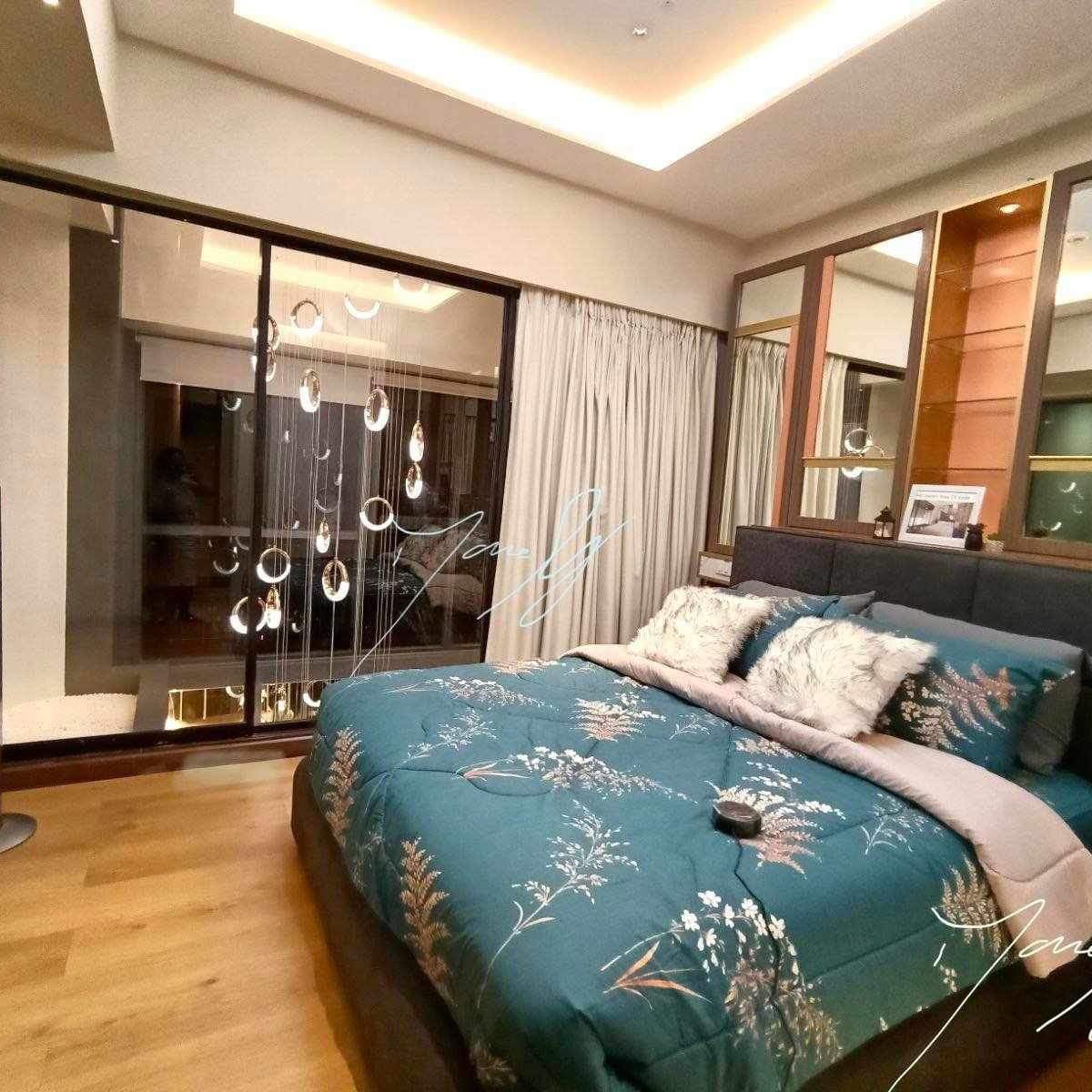 NYC Penthouse and Premium Apartments | EquityApartments.com