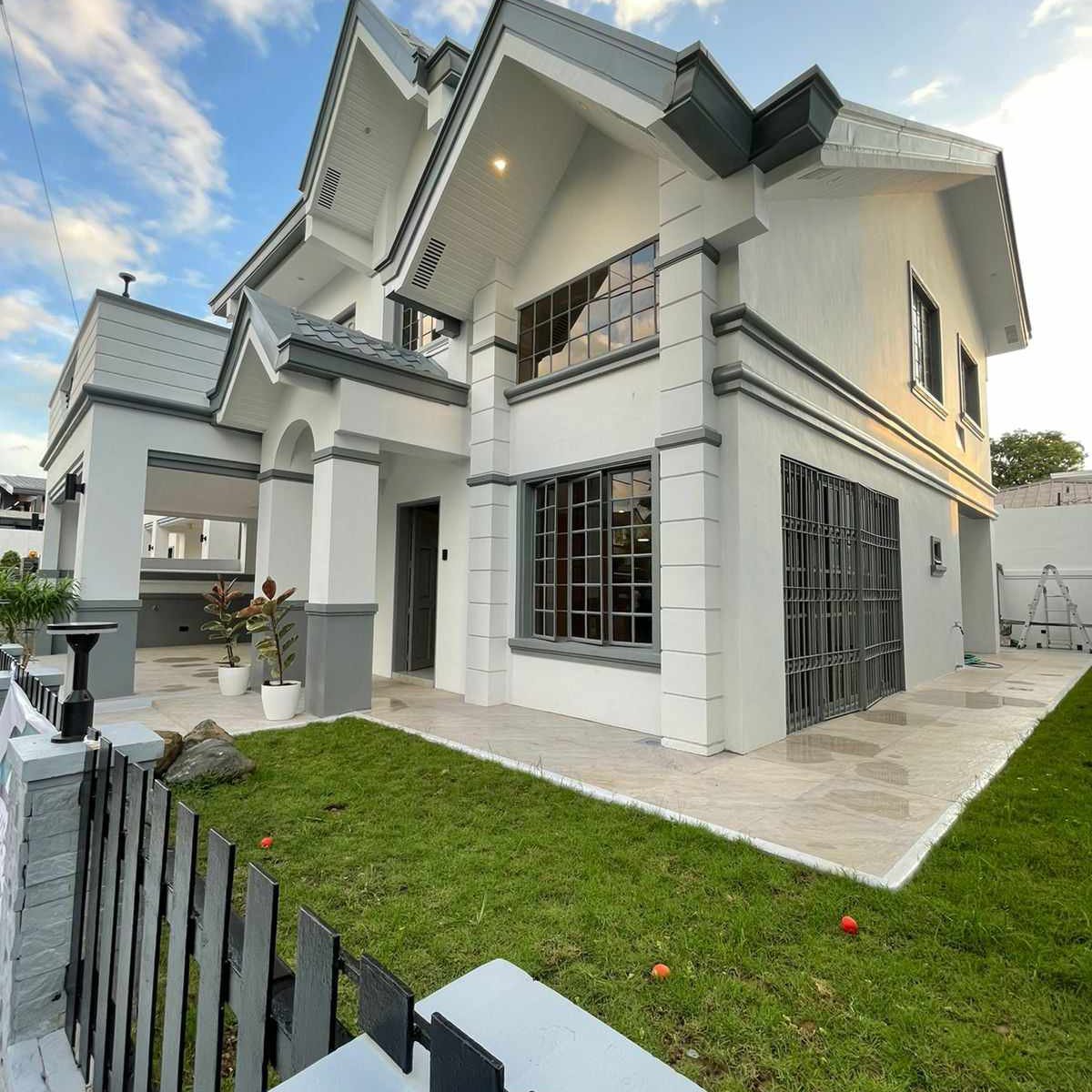 House and Lot For Sale at St. Serra Homes Filinvest East Cainta [House