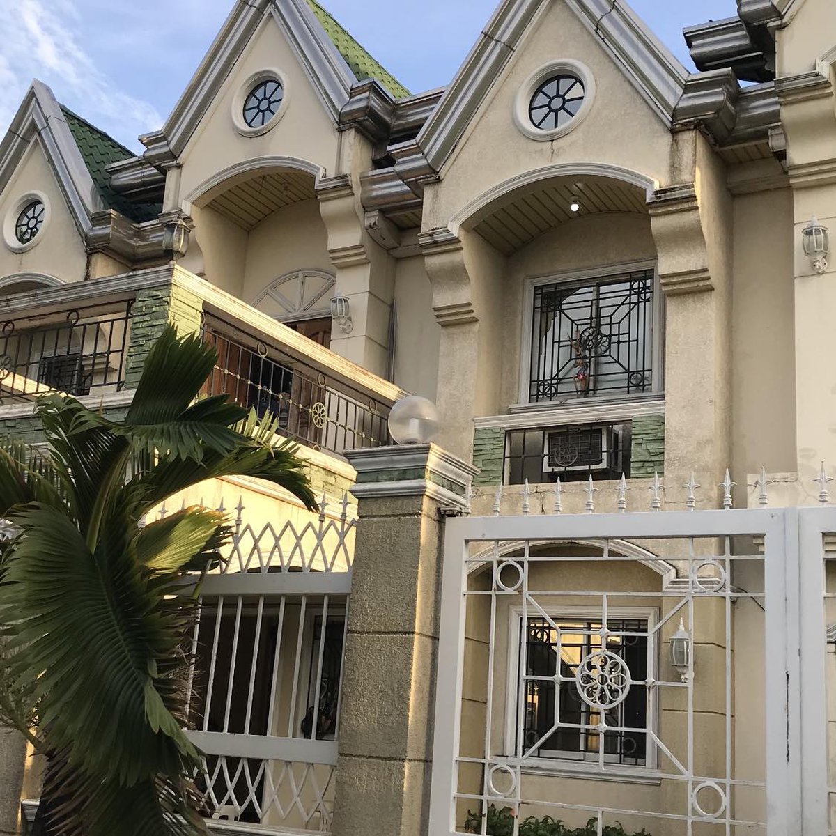 6bedroom Single Detached House For Sale in Novaliches [House and Lot 🏘