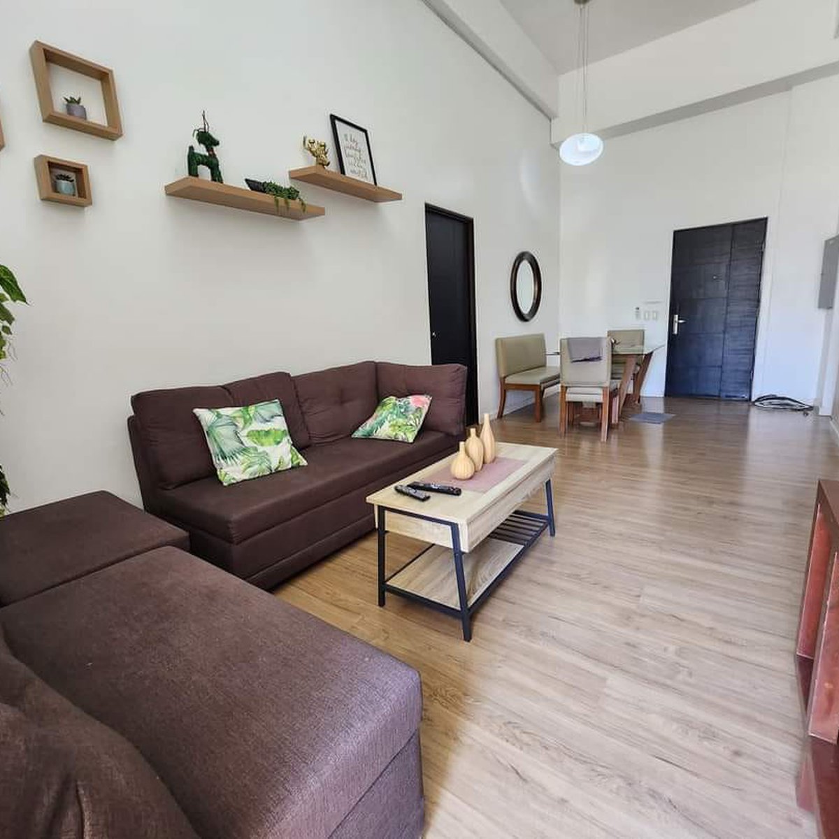 2Bedroom Condo Unit with Parking Slot For Lease in Angeles City [Condo