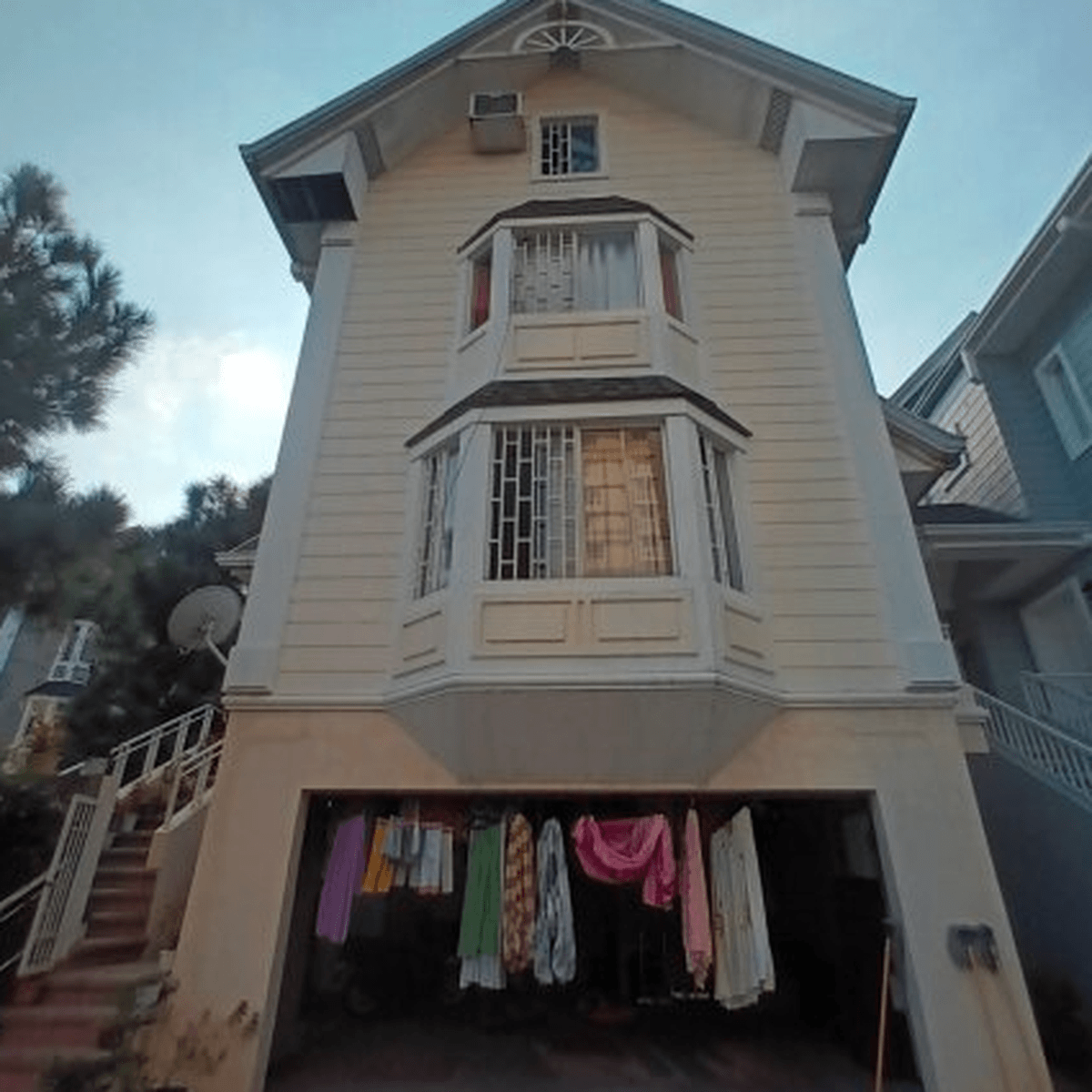 House and Lot For Sale in Muntinlupa Metro Manila