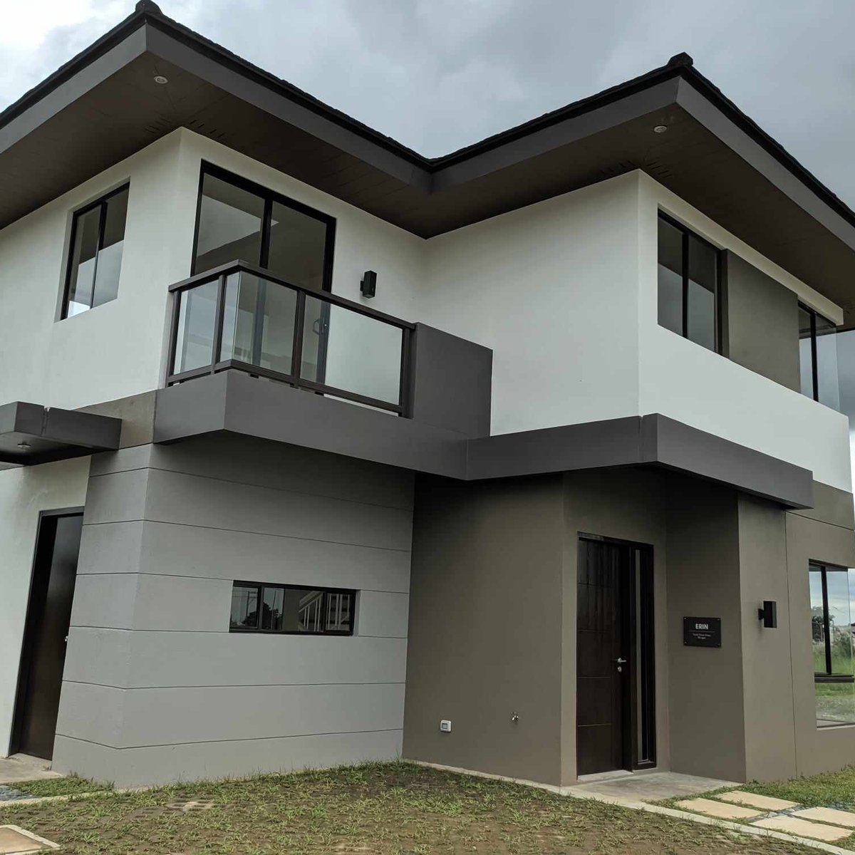 3BR Single Detached House For Sale in Nuvali Santa Rosa Laguna [House