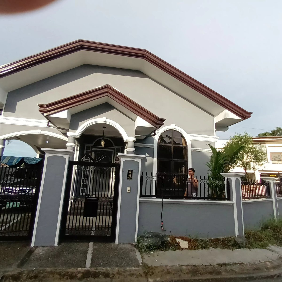 5bedroom Single Detached House For Rent and Sale in Imus Cavite [House