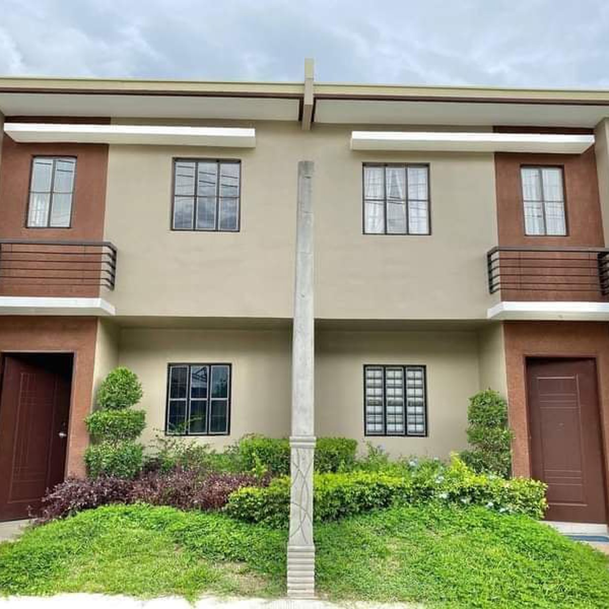 Lumina Legazpi Angeli Duplex Updated [House and Lot 🏘️] (February 2023) in Legazpi, Albay for sale