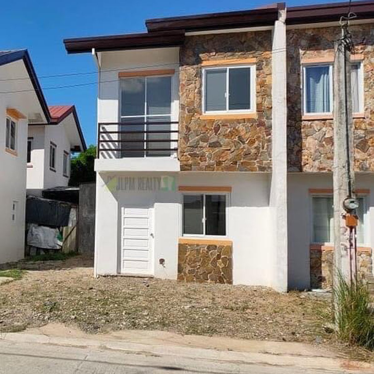 RFO 2bedroom Duplex Type For Sale in Guiguinto, Bulacan [House and Lot