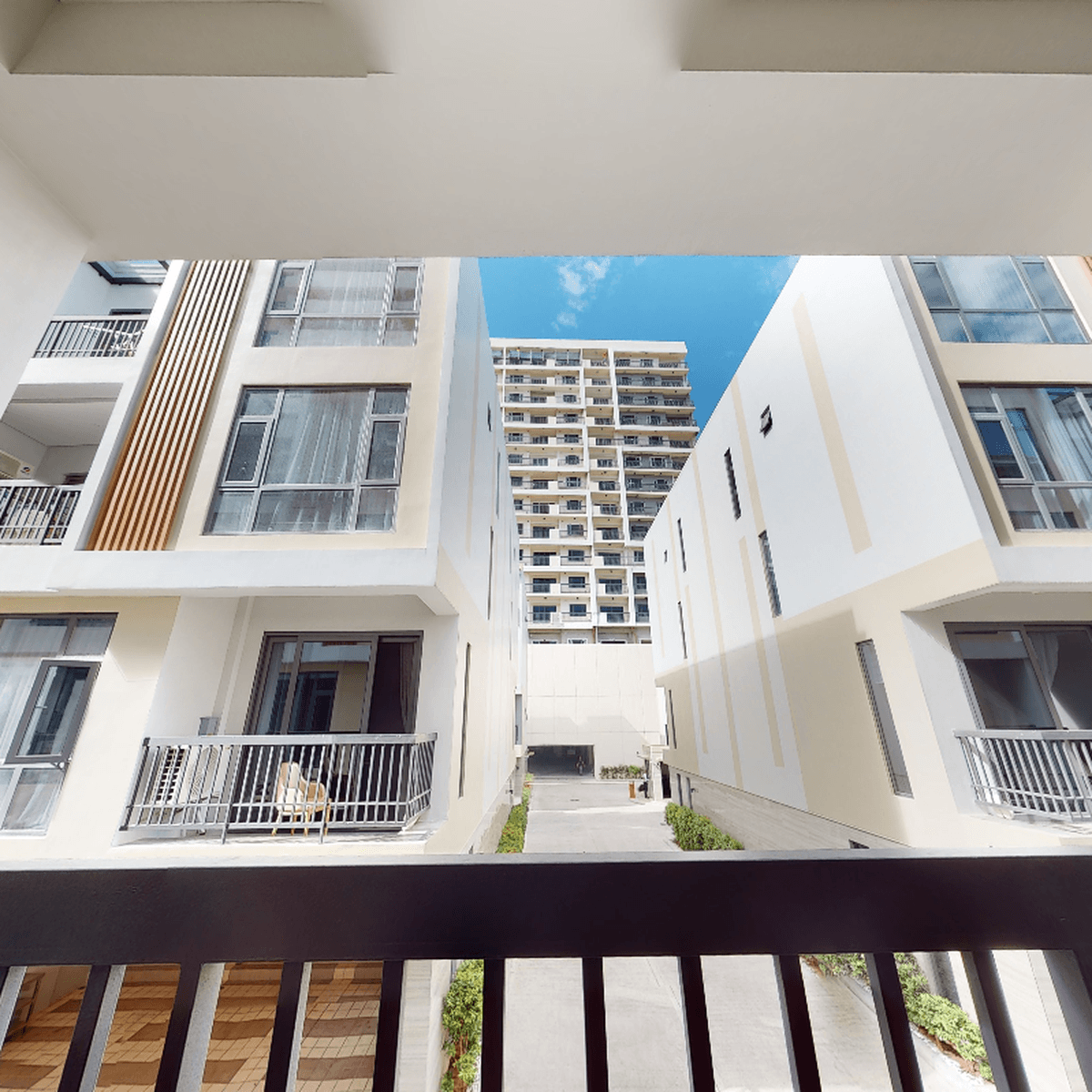 Tambo Paranaque Townhouse (Paranaque) [House and Lot 🏘️] (August 2024