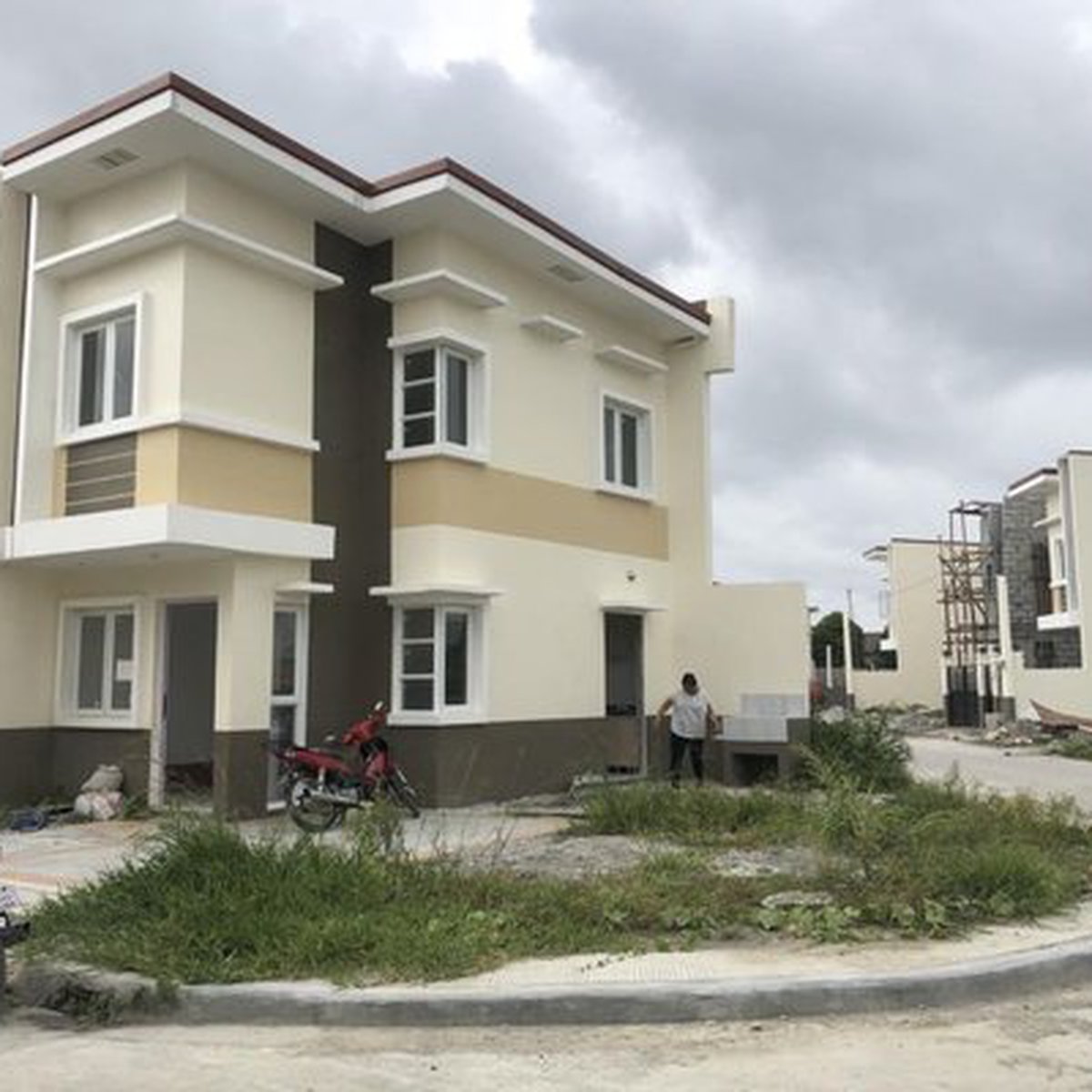 3bedroom Single Attached House For Sale in Noveleta Cavite [House and