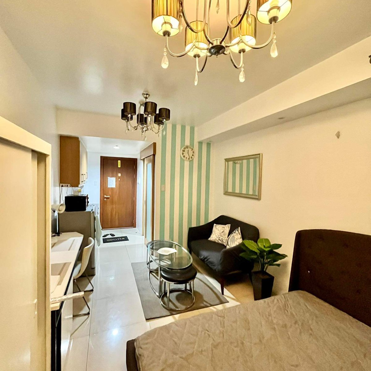 1 BR with balcony /Pool View near MOA [Condo 🏙️] (July 2023) in Pasay