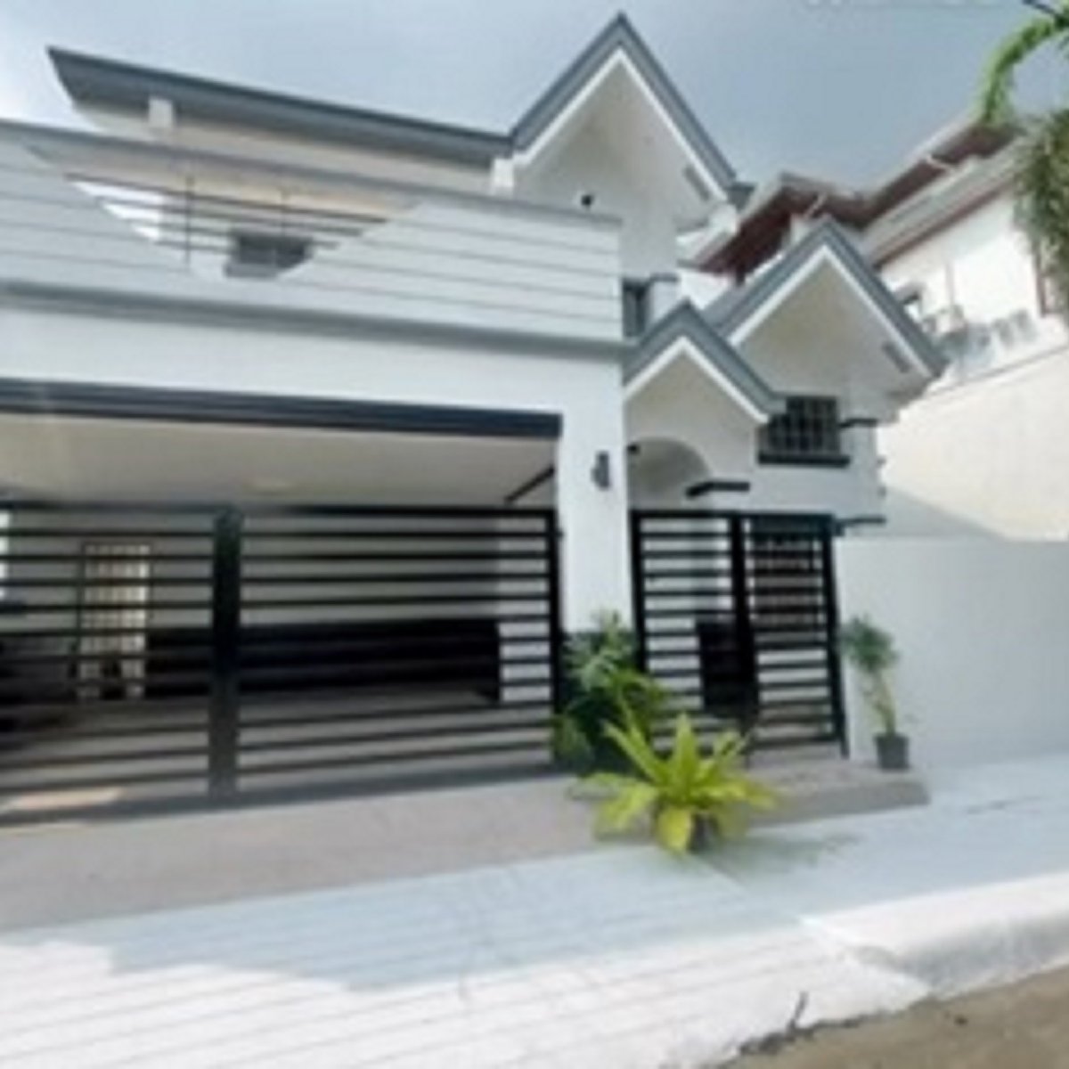 RFO House and lot in Filinvest East Homes Cainta Rizal PH2894 [House