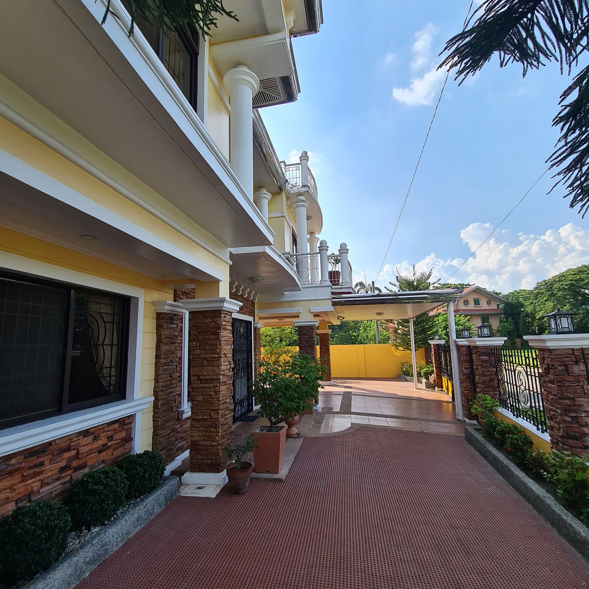 semi-furnished-house-for-rent-in-lakeshore-pampanga-house-and-lot-august-2022-in-san