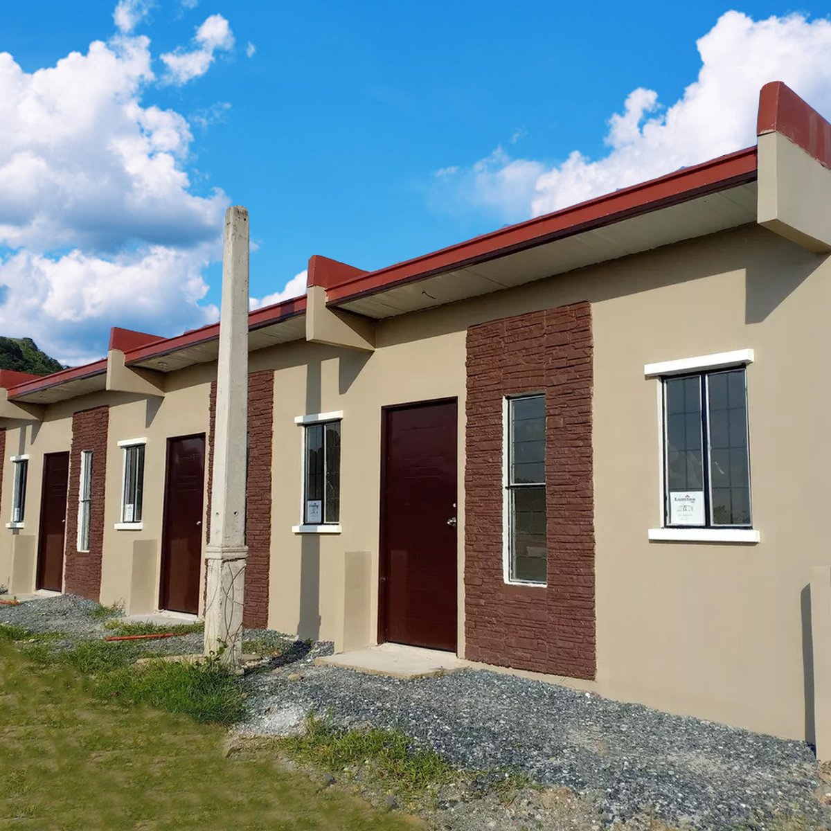 Aimee Rowhouse Tarlac City, Tarlac [House and Lot 🏘️] (June 2022) in Tarlac City, Tarlac for sale