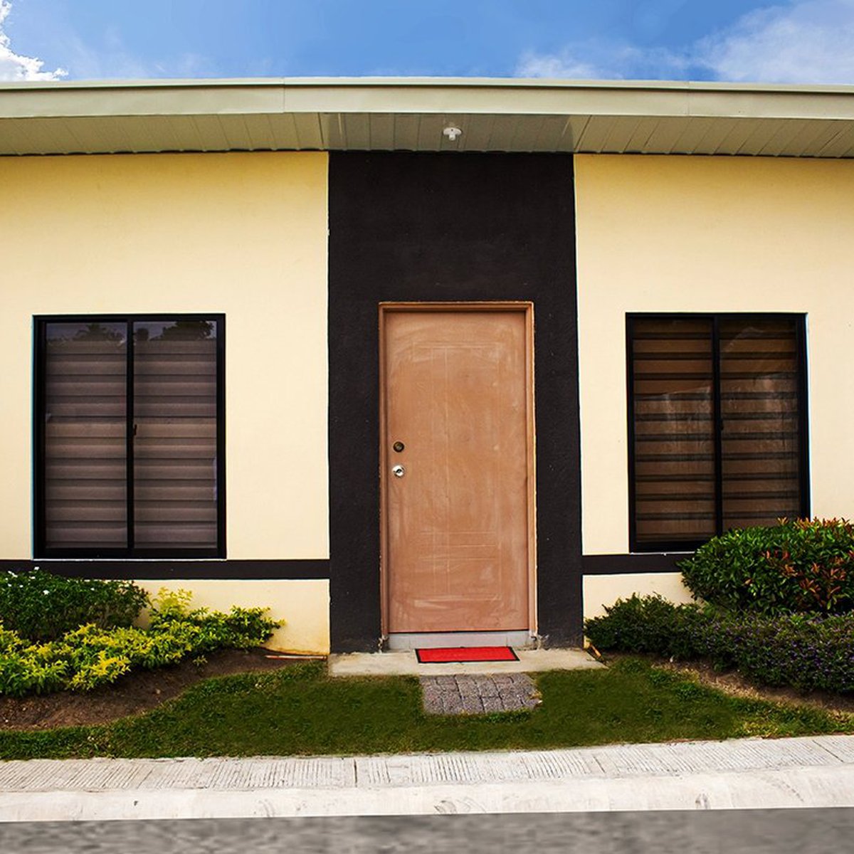 House and Lot with 2 Bedroom with Parking Lot in Pangasinan