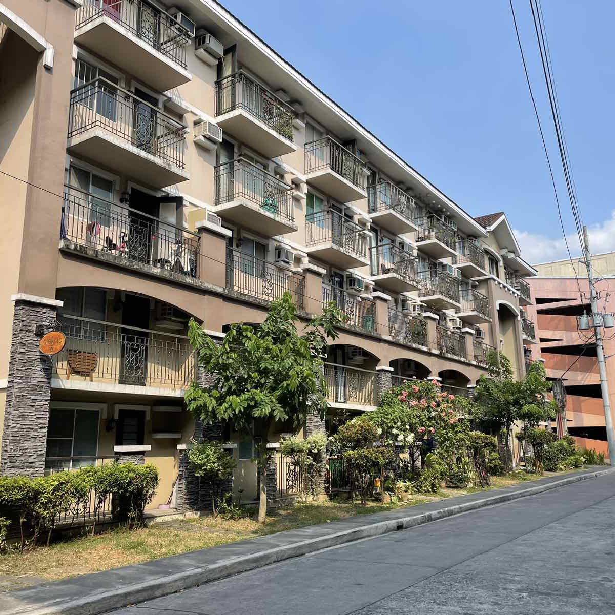 Walk up Unit with Parking in Arezzo Place Pasig