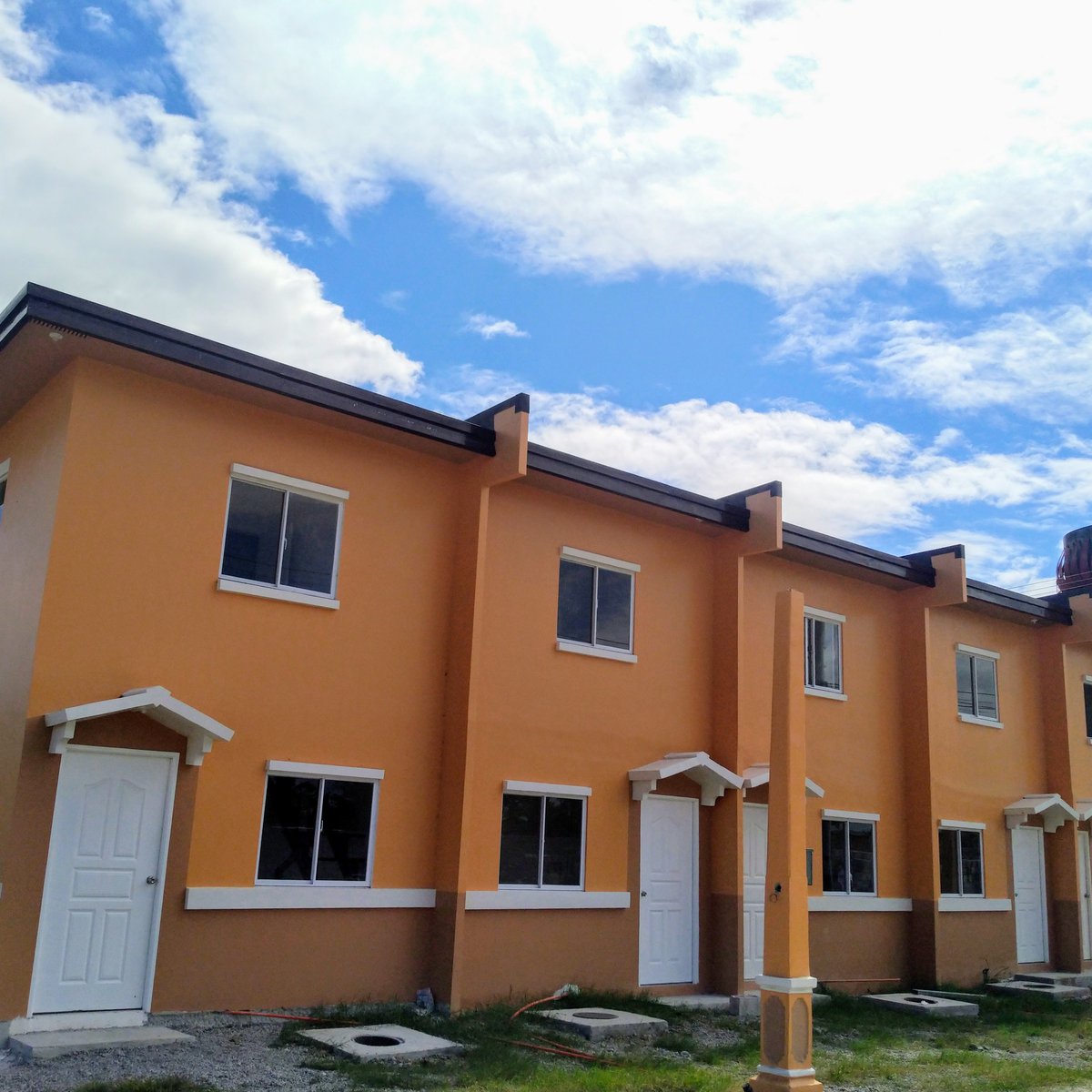 Affordable House and Lot in Santa Rosa Nueva Ecija [House and Lot 🏘️