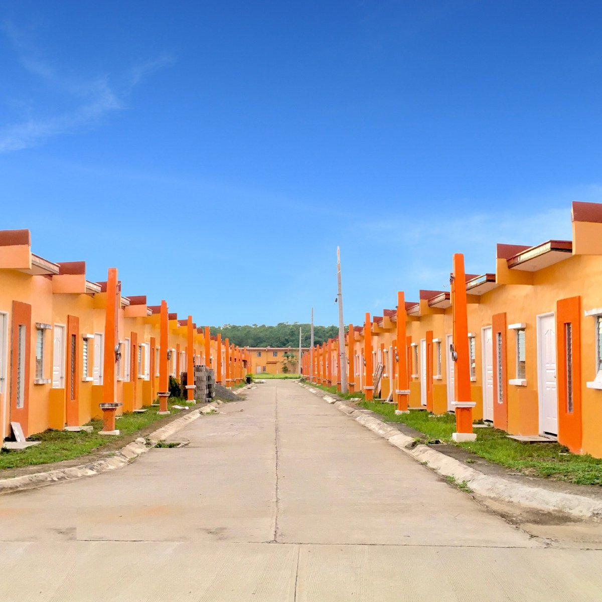 Rowhouse For Sale in Cauayan City isabela [House and Lot 🏘️] (October