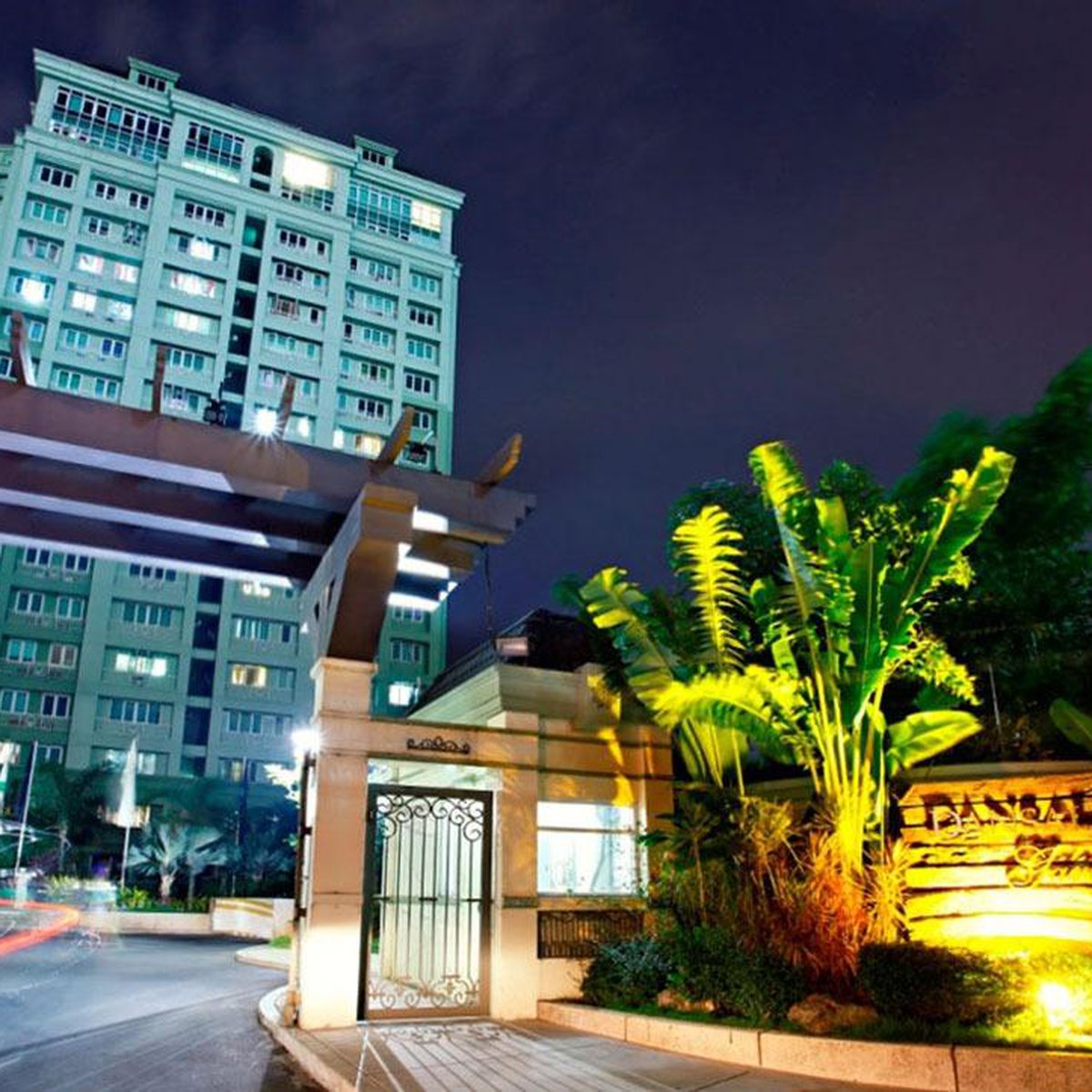 Foreclosed Dansalan Gardens Condo Mandaluyong City (With Parking Slot