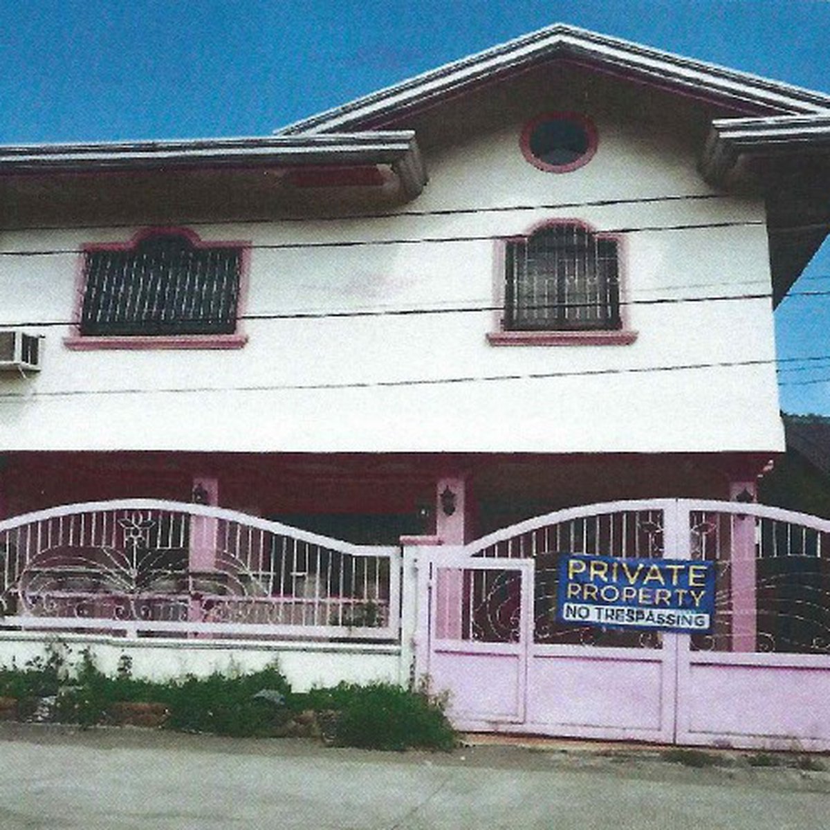 Foreclosed 3bedroom Single Attached Mangoville Subd Bauan, Batangas