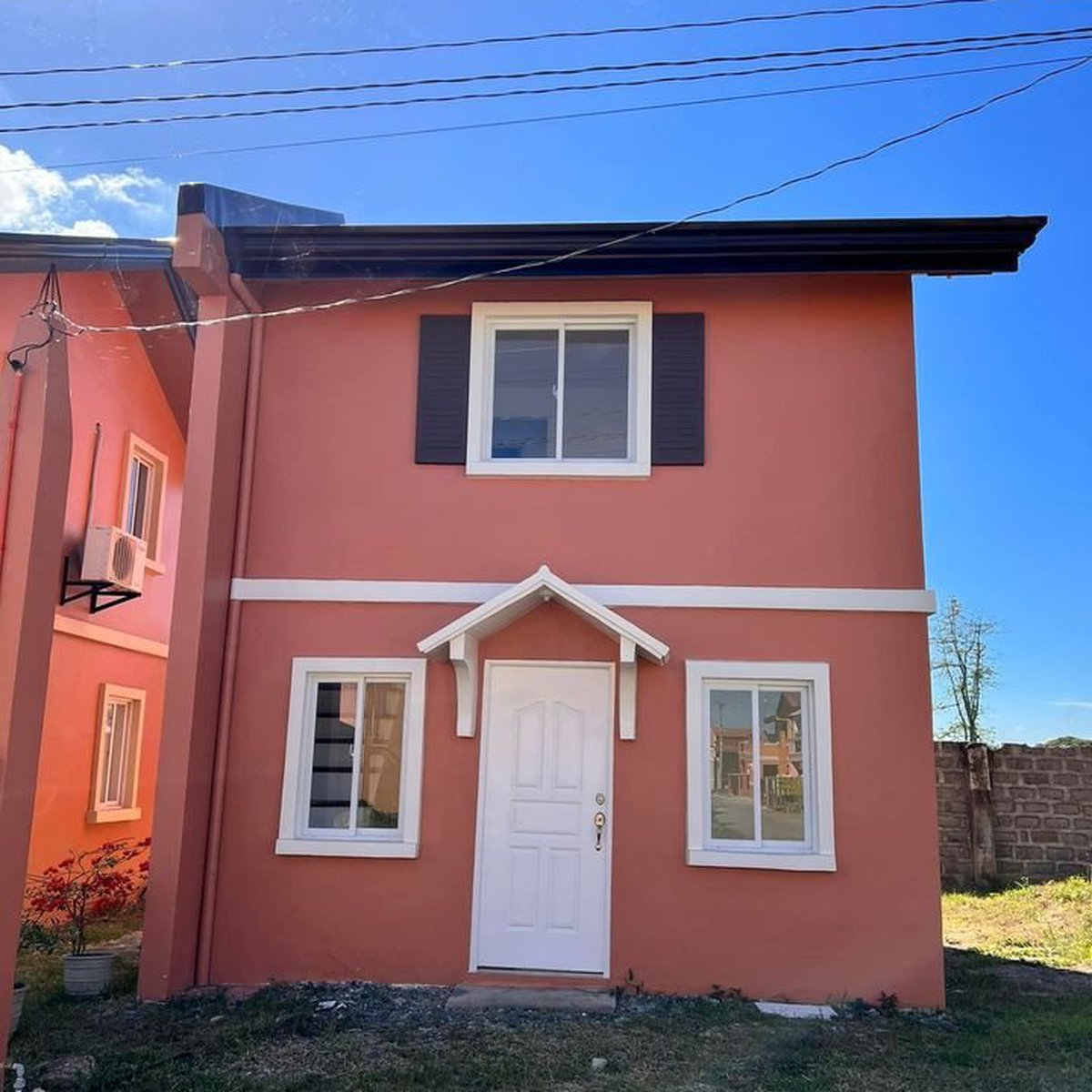 House and lot in Malvar Santiago City 2 Bedroom Bella NRFO unit [House