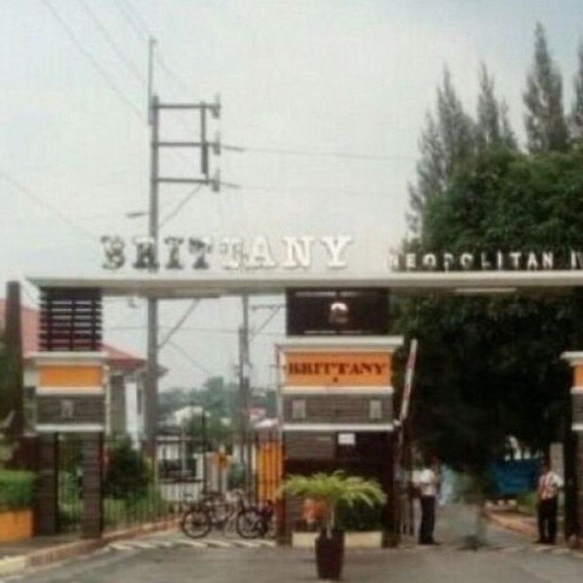 BRITTANY EXECUTIVE SUBDIVISION NEOPOLITAN PHHASE 4 [Lot 🚜] (December