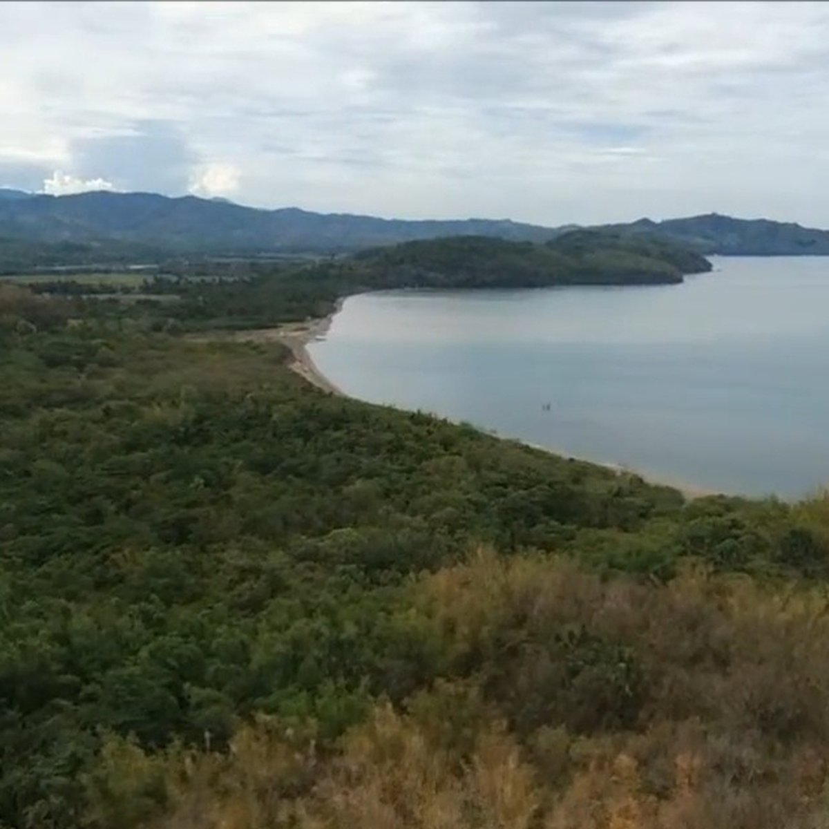 Beachfront parcels, minimum area of 2 hectares, 50meter beachfront