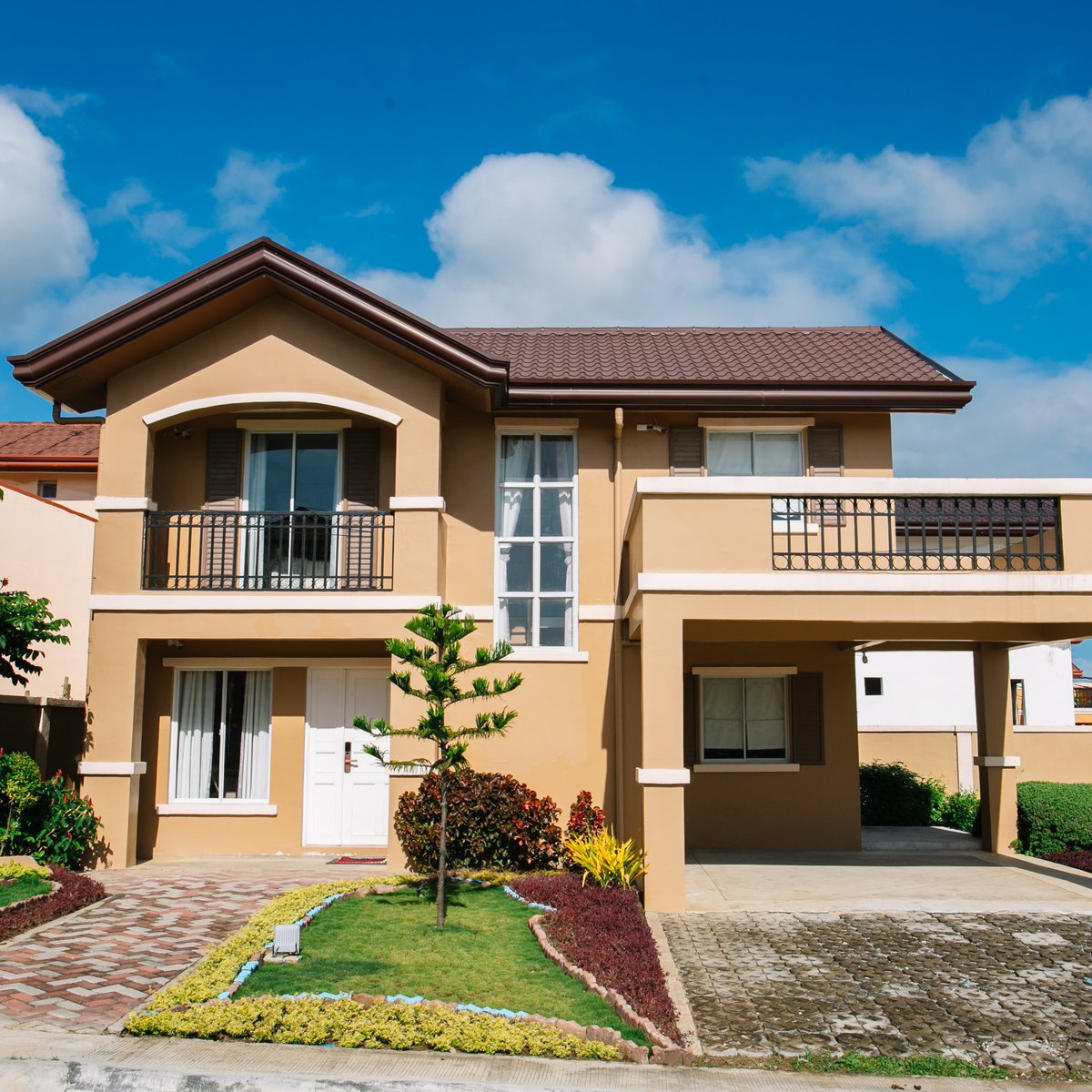 5 Bedrooms House and Lot near Davao International Airport [House and