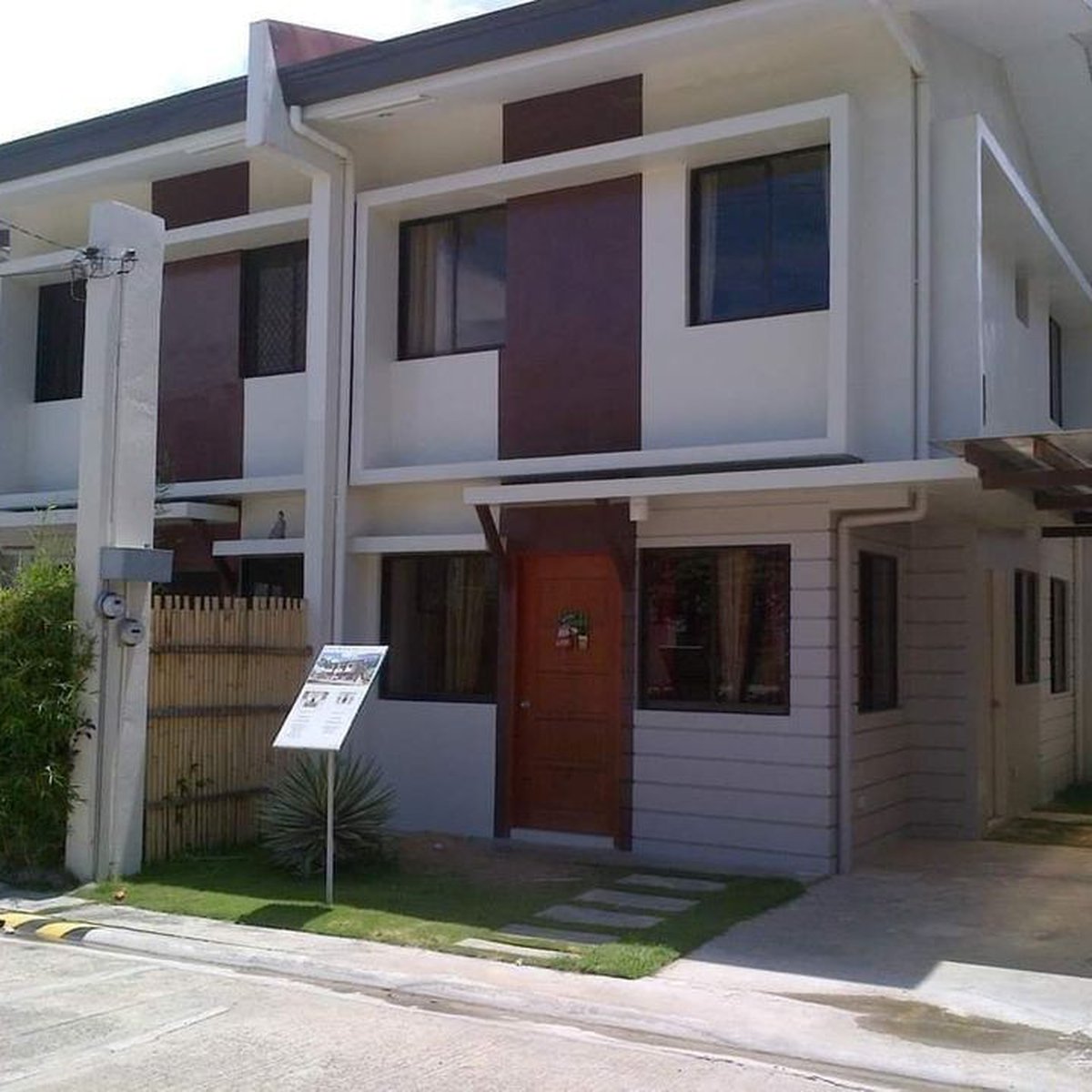 RFO 3bedroom Duplex / Twin House For Sale in Mandaue Cebu [House and