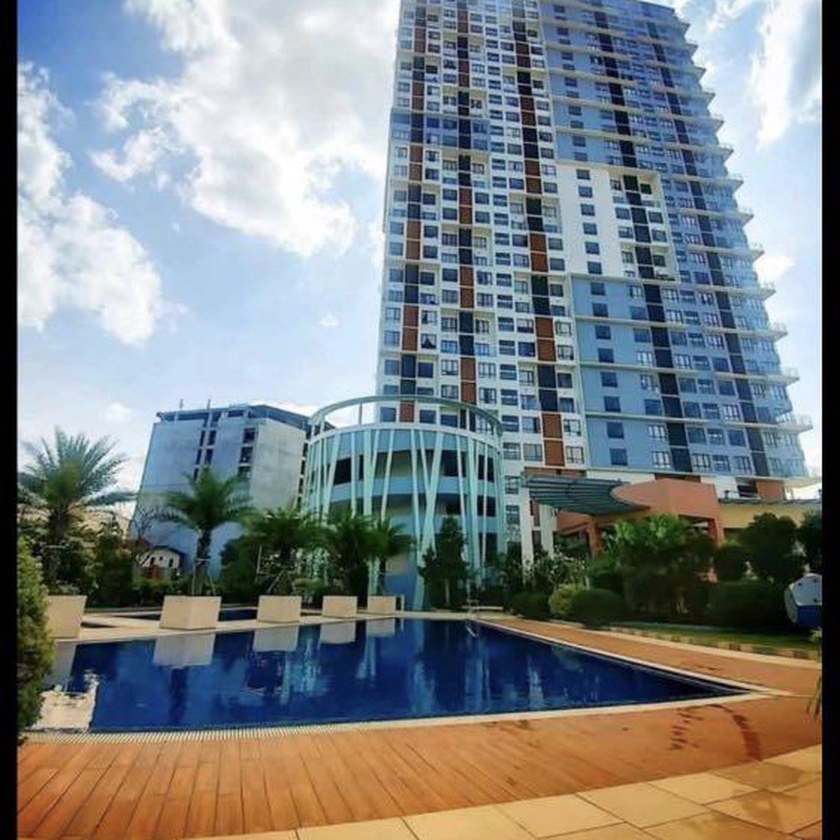 2bedroom Condo For Sale in Congressional Town Center Quezon City