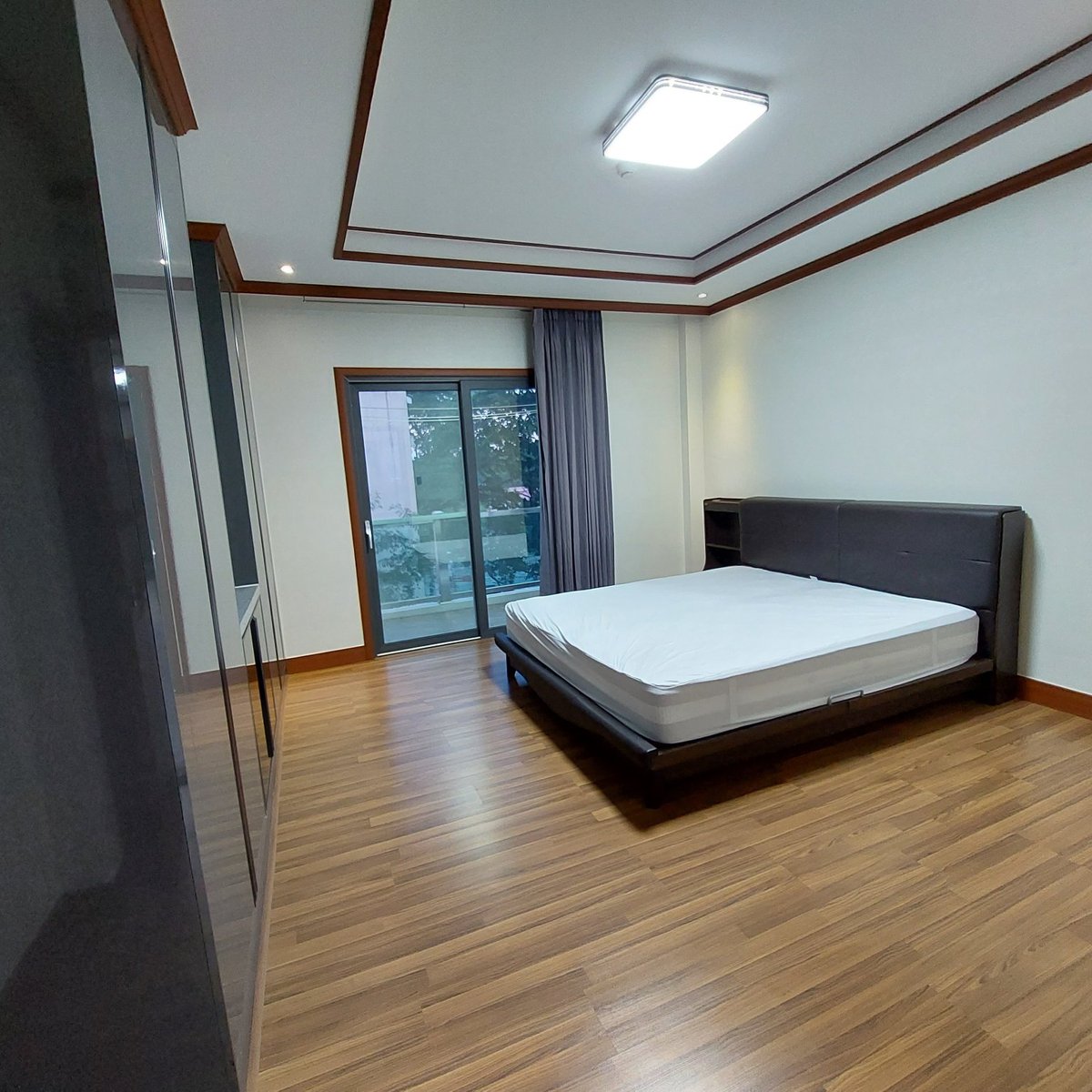2 Bedroom Condo Unit for Sale in Clark Freeport Zone Pampanga