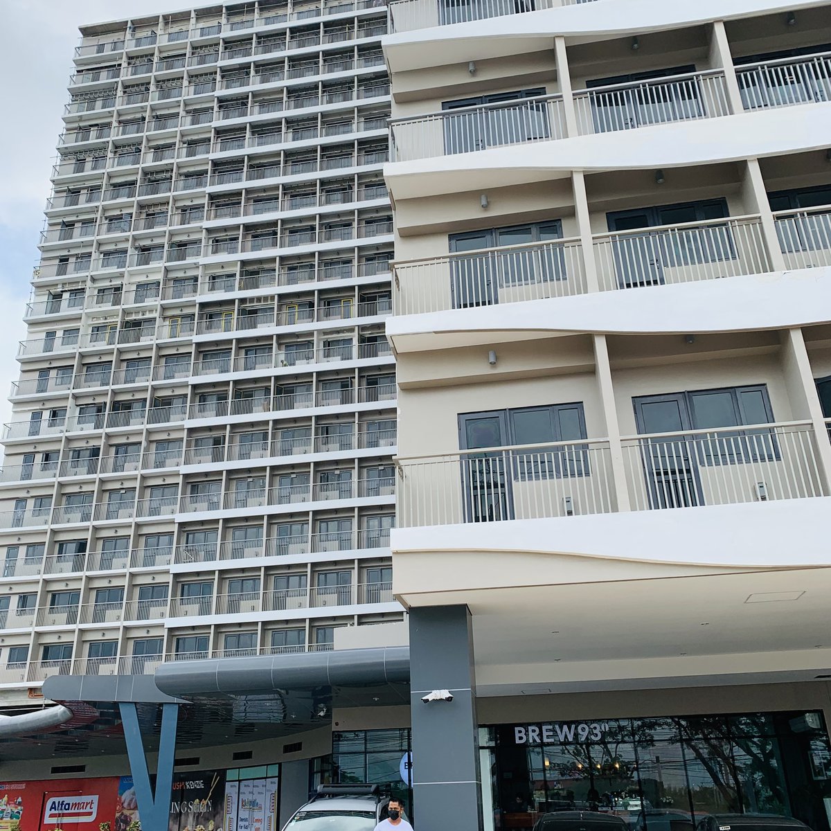 18 sqm Studio Unit Condo for Sale near La Salle Dasmariñas Cavite