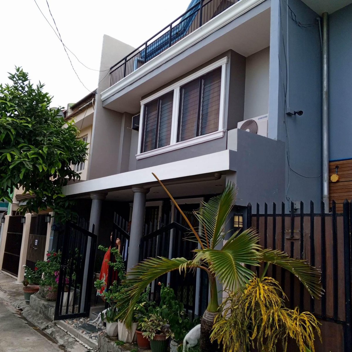 Newly renovated 3 story townhouse for sale in Mandaue Cebu [House and