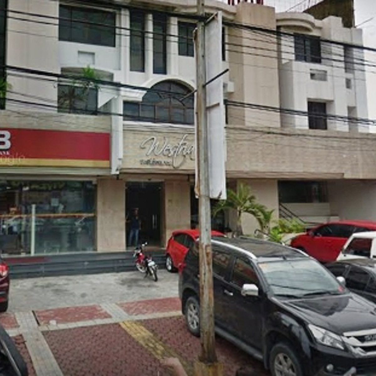 3 Storey Commercial Residential Building for Sale in Quezon City