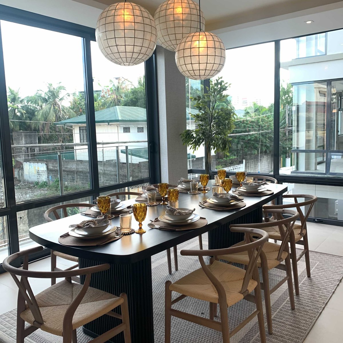 Ready for Occupancy Townhouse near Malacanang Paco [House and Lot 🏘️