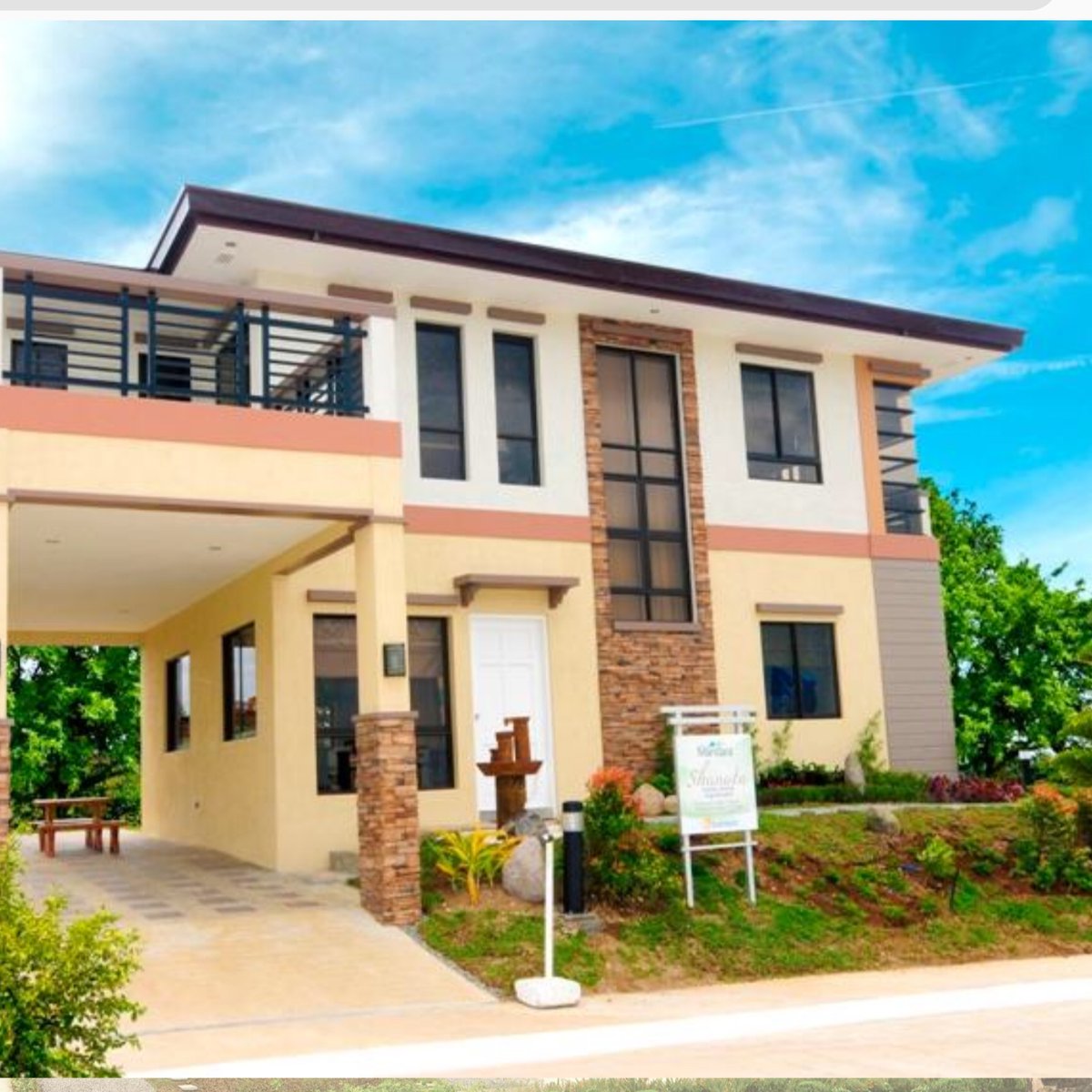 For Sale 4 Bedroom House For Sale in Calamba Laguna [House and Lot 🏘️