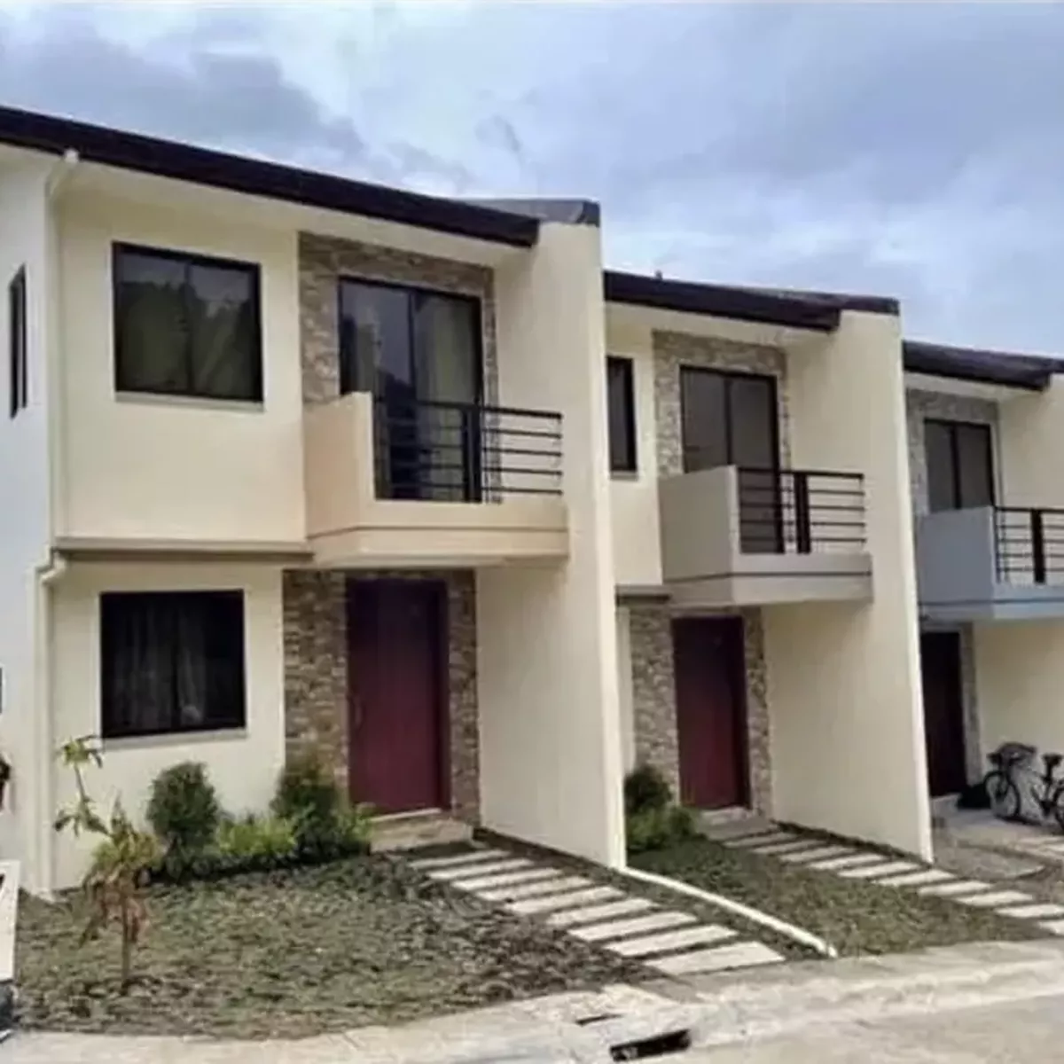 Overlooking House and Lot for Sale in Antipolo [House and Lot 🏘️] (July