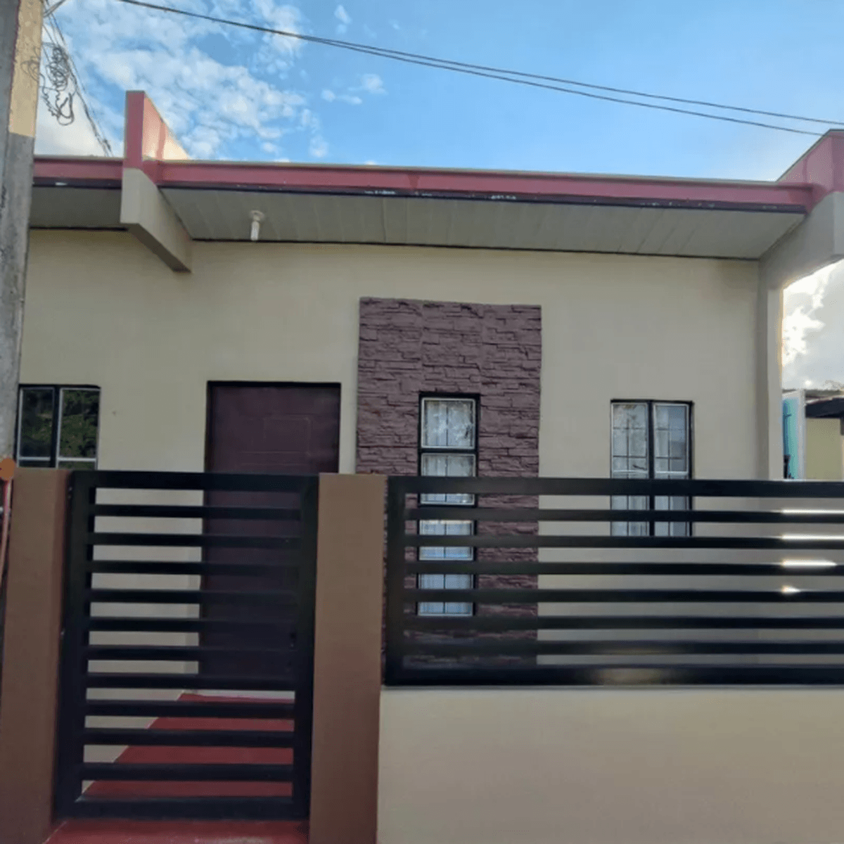 Affordable Emery Rowhouse Lumina Ozamiz City 7200! [House and Lot 🏘️