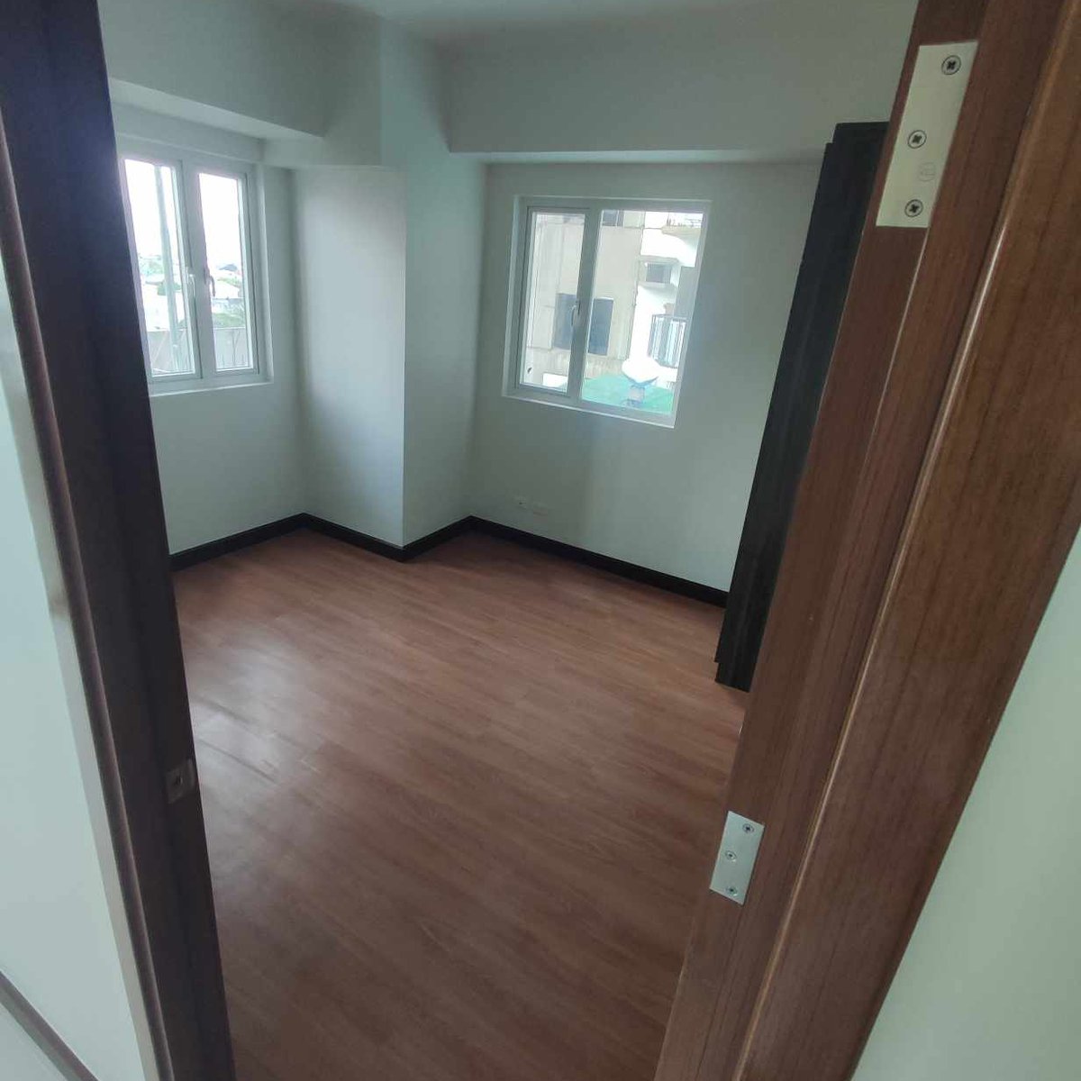 Condo In taft pasay two bedrooms gil puyat lrt harrison plaza pasay