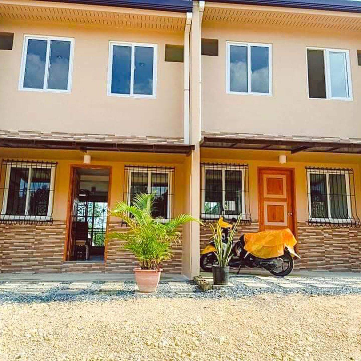 3bedroom Townhouse For Sale in Consolacion Cebu [House and Lot 🏘️