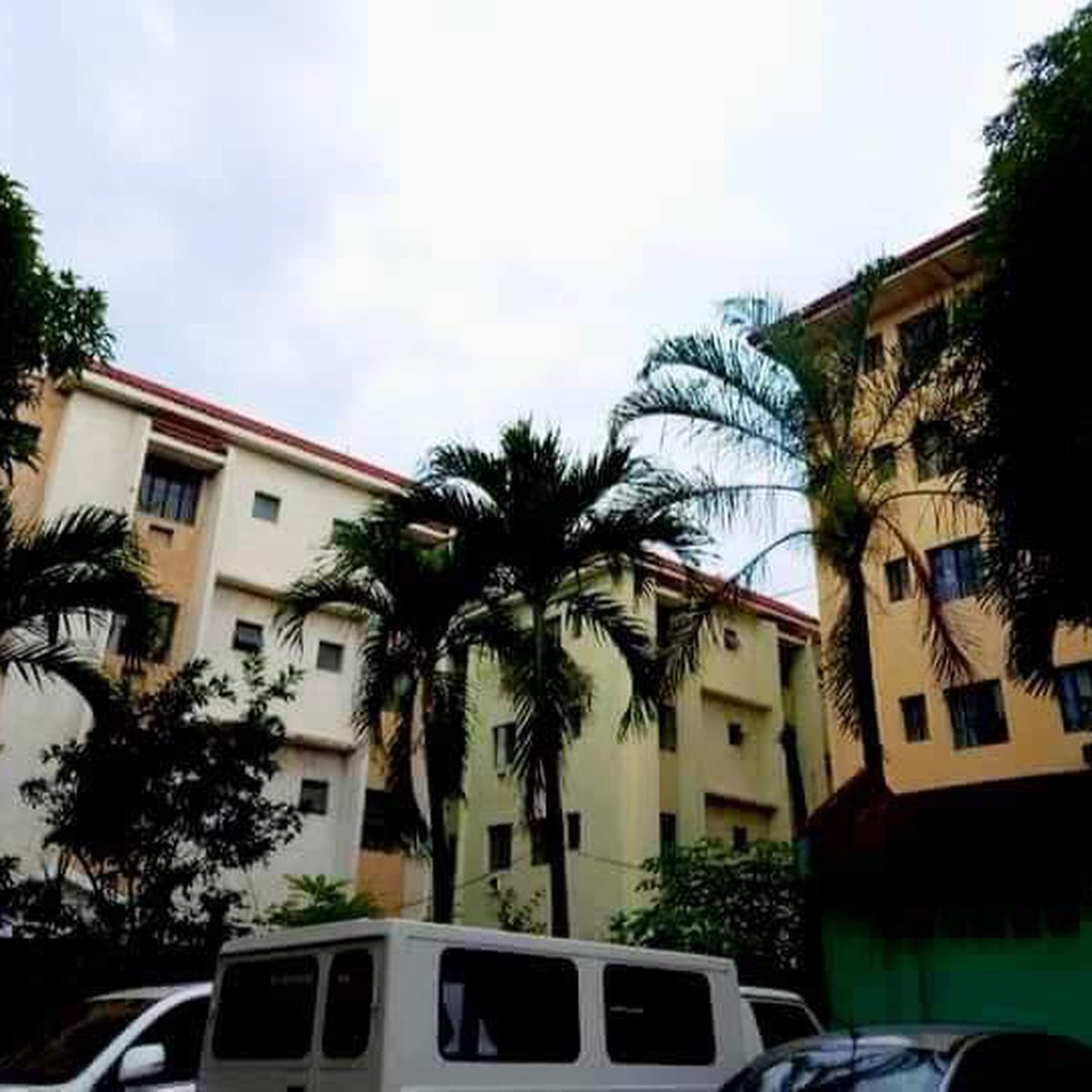 Affordable Condo Unit for sale in Caloocan City, Metro Manila [Condo 🏙️