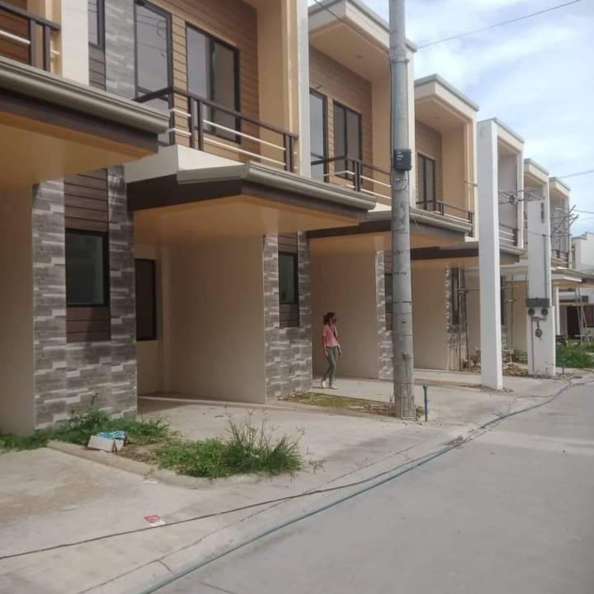 House and lot in Consolacion Cebu [House and Lot 🏘️] (December 2023) in