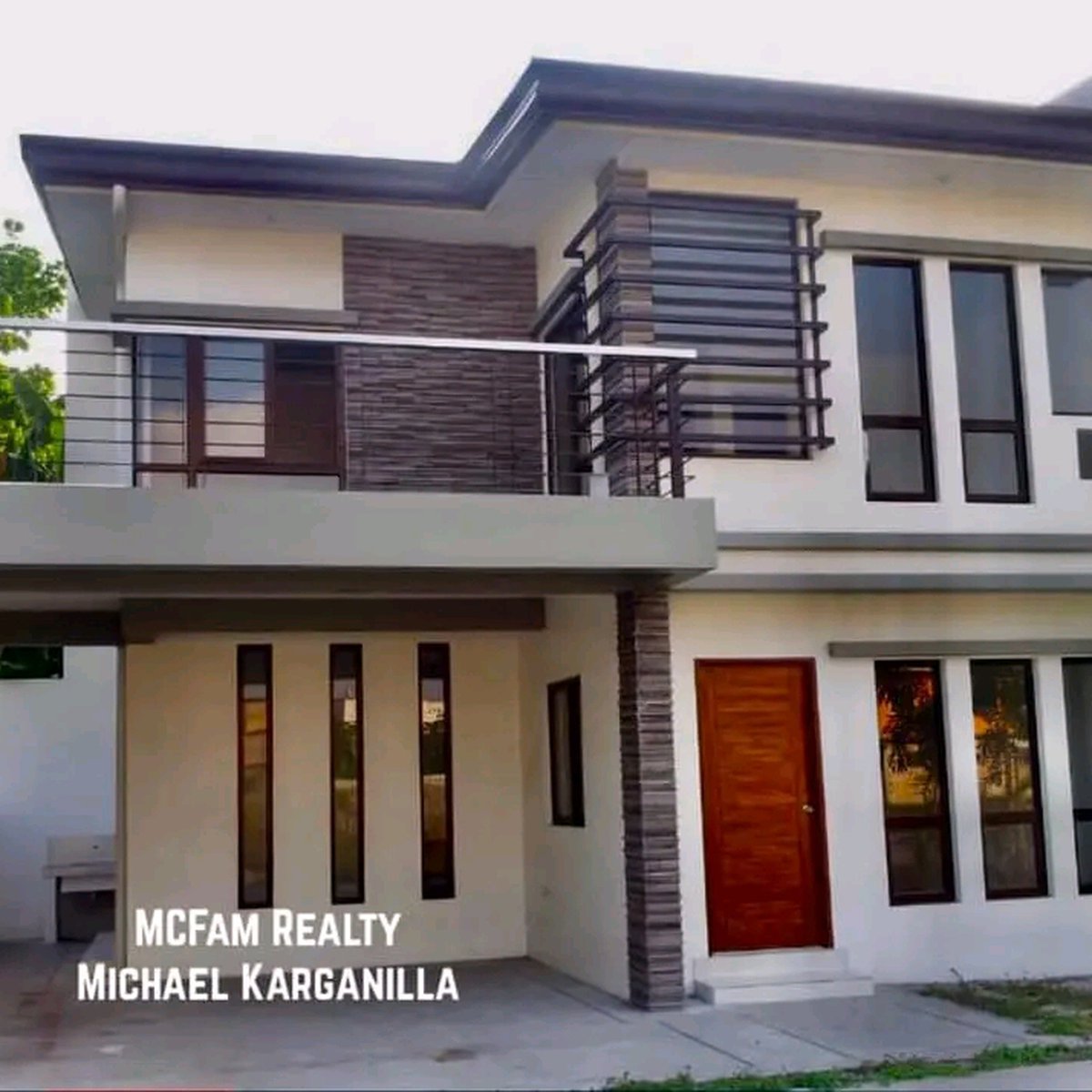 4-bedroom Single Attached House For Sale in Valenzuela Metro Manila