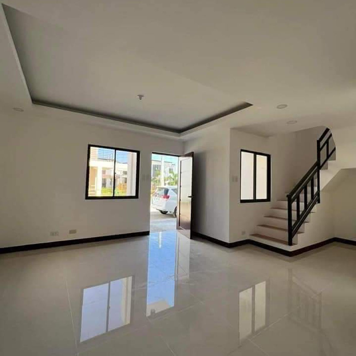 3 BEDROOM 3 TOILET AND BATH SINGLE ATTACHED [House and Lot 🏘️] (March