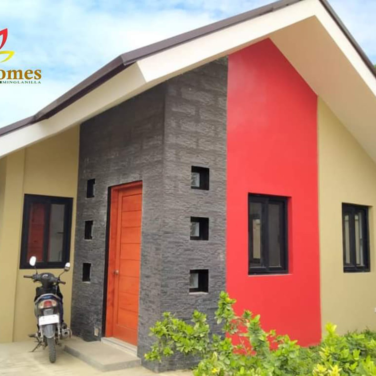 2bedroom Single Detached House forienger can own in Minglanilla Cebu
