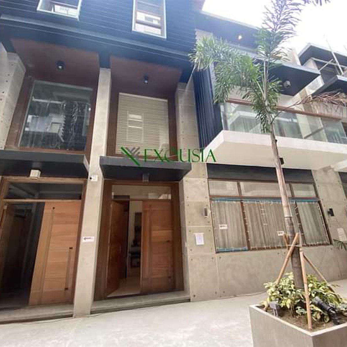 READY FOR OCCUPANCY TOWN HOUSE IN TOMAS MORATO QUEZON.CITY