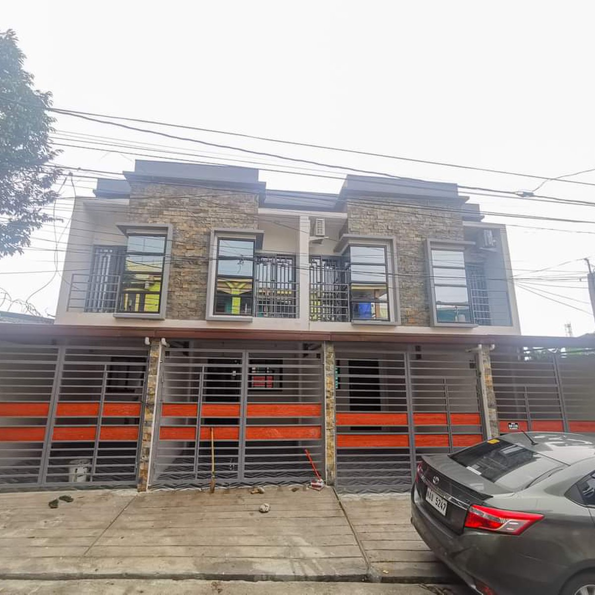 4 Bedroom Townhouse For Sale In Caloocan Metro Manila House And Lot   Fb Img 1688102073671.H3eq59Nyh4ERn7kci 